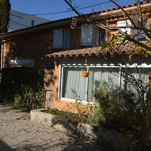  Hébergement de vacances De Charme A 5 Mn