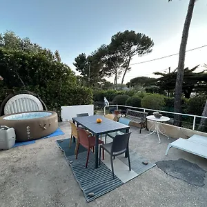  Hébergement de vacances A 150m De La - Jolie Maisonnette Avec Jardin Et